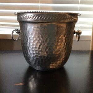Vintage Silver Plated Hammered Aluminum Ice Bucket | Barware | 7” x 8”